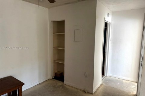 Condominio en venta en Miami, Florida, 1 dormitorio, 65.87 m2 № 2033166 - foto 5