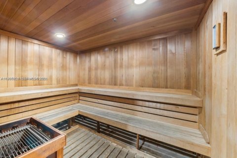 Купить кондоминиум в Авентура, Флорида 2 спальни, 109.25м2, № 2067594 - фото 28