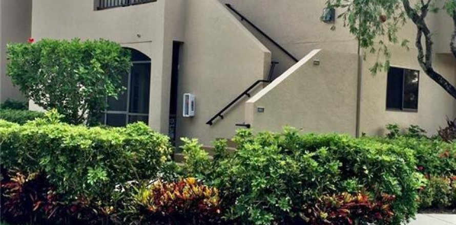 Condominio en Delray Beach, Florida, 2 dormitorios  № 2158353
