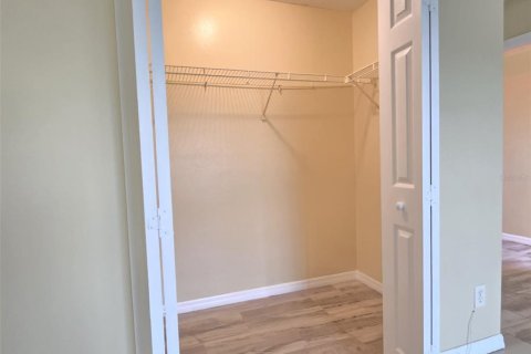 Villa ou maison à louer à Orlando, Floride: 3 chambres, 126.16 m2 № 2101883 - photo 17