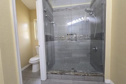 Villa ou maison à louer à Orlando, Floride: 3 chambres, 126.16 m2 № 2101883 - photo 18