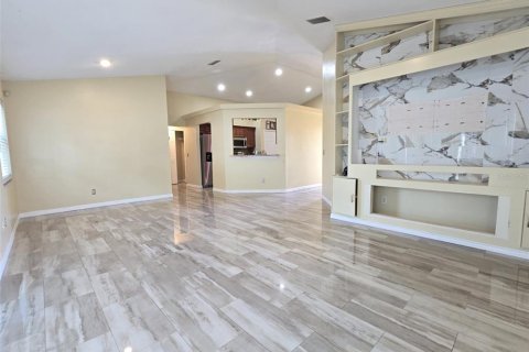 Villa ou maison à louer à Orlando, Floride: 3 chambres, 126.16 m2 № 2101883 - photo 10