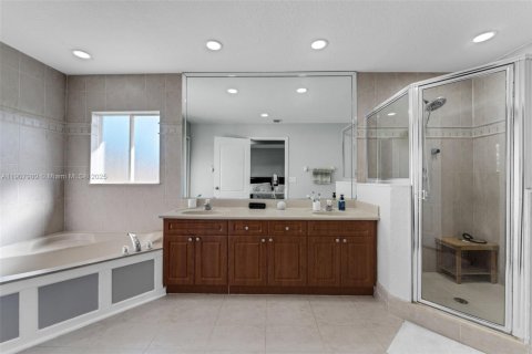 Casa en venta en Homestead, Florida, 4 dormitorios, 217.3 m2 № 1965733 - foto 23