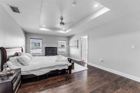 Casa en venta en Homestead, Florida, 4 dormitorios, 217.3 m2 № 1965733 - foto 20