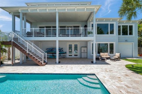 Casa en venta en Saint Pete Beach, Florida, 5 dormitorios, 347.55 m2 № 1771437 - foto 9