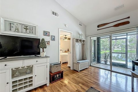 House in Largo, Florida 2 bedrooms, 96.25 sq.m. № 1907756 - photo 7
