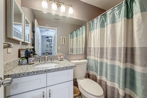 House in Largo, Florida 2 bedrooms, 96.25 sq.m. № 1907756 - photo 18