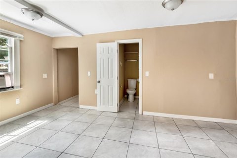 Снять в аренду квартиру в Тампа, Флорида 4 комнаты, 97.55м2, № 2156155 - фото 22