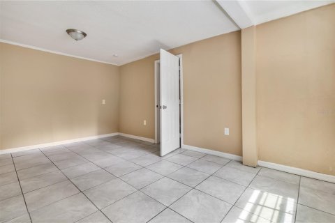 Снять в аренду квартиру в Тампа, Флорида 4 комнаты, 97.55м2, № 2156155 - фото 25