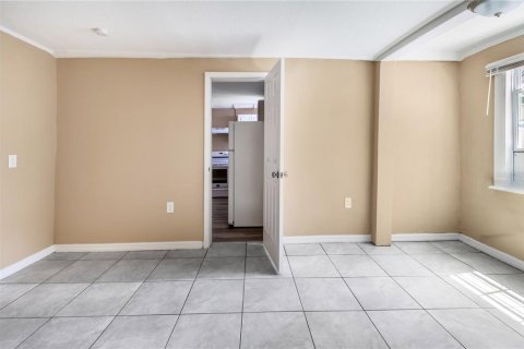 Снять в аренду квартиру в Тампа, Флорида 4 комнаты, 97.55м2, № 2156155 - фото 23