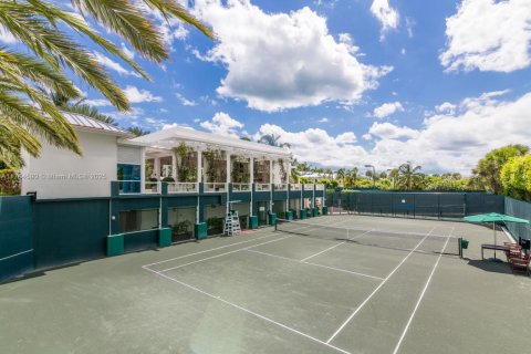 Condo in Miami Beach, Florida, 1 bedroom  № 1706256 - photo 9