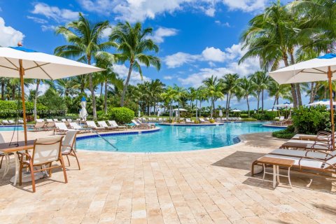 Condo in Miami Beach, Florida, 1 bedroom  № 1706256 - photo 19