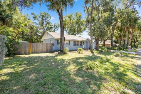 Casa en venta en Umatilla, Florida, 3 dormitorios, 137.68 m2 № 1904780 - foto 2