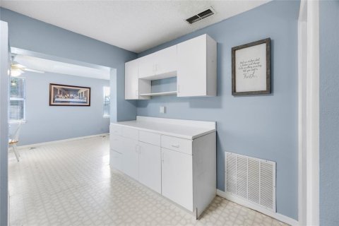 Casa en venta en Umatilla, Florida, 3 dormitorios, 137.68 m2 № 1904780 - foto 22