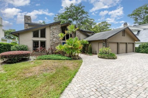 Casa en alquiler en Winter Park, Florida, 4 dormitorios, 389.07 m2 № 1827039 - foto 1