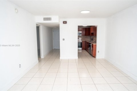 Copropriété à louer à Hialeah Gardens, Floride: 2 chambres, 89.19 m2 № 1781573 - photo 20