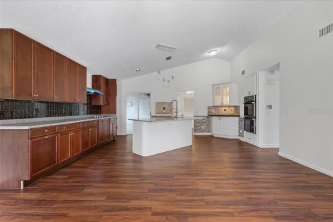 Casa en venta en Wesley Chapel, Florida, 3 dormitorios, 164.25 m2 № 2385602 - foto 9
