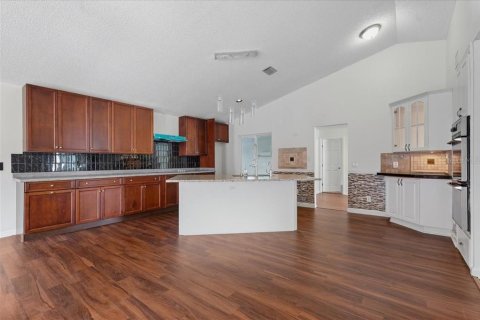 Casa en venta en Wesley Chapel, Florida, 3 dormitorios, 164.25 m2 № 2385602 - foto 10
