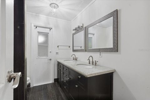 Casa en venta en Wesley Chapel, Florida, 3 dormitorios, 164.25 m2 № 2385602 - foto 25