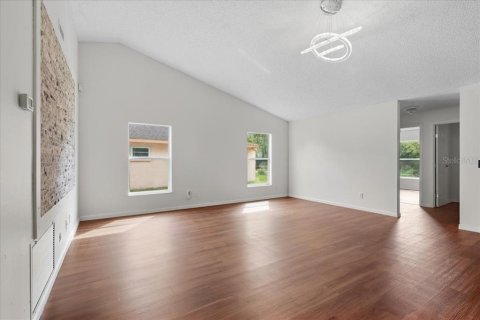 Casa en venta en Wesley Chapel, Florida, 3 dormitorios, 164.25 m2 № 2385602 - foto 13