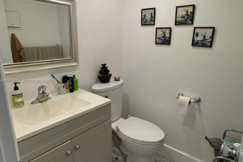 Condominio en venta en Delray Beach, Florida, 1 dormitorio № 1891114 - foto 17