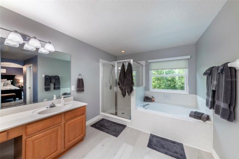 House in Orlando, Florida 4 bedrooms, 332.59 sq.m. № 1844875 - photo 18
