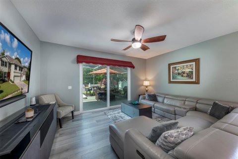 House in Orlando, Florida 4 bedrooms, 332.59 sq.m. № 1844875 - photo 12