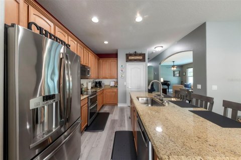 House in Orlando, Florida 4 bedrooms, 332.59 sq.m. № 1844875 - photo 8