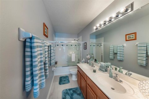 House in Orlando, Florida 4 bedrooms, 332.59 sq.m. № 1844875 - photo 23