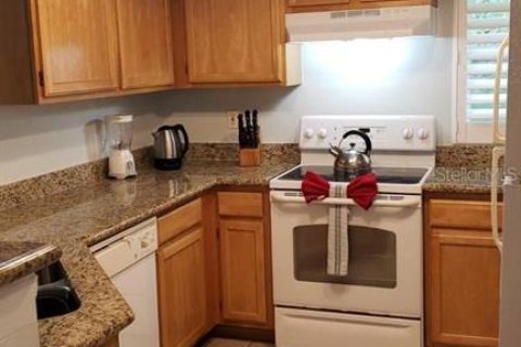 Condo in Kissimmee, Florida, 1 bedroom № 2212371 - photo 9