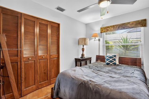 House in Deerfield Beach, Florida 3 bedrooms, 126.72 sq.m. № 1841322 - photo 21