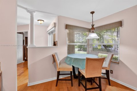 House in Deerfield Beach, Florida 3 bedrooms, 126.72 sq.m. № 1841322 - photo 14