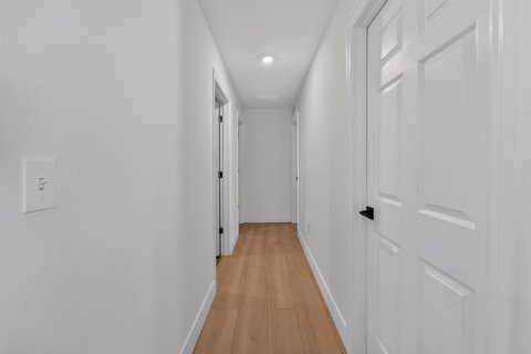 Villa ou maison à louer à Port St. Lucie, Floride: 3 chambres, 114.27 m2 № 2428156 - photo 11