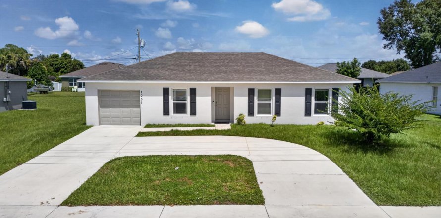 Villa ou maison à Port St. Lucie, Floride 3 chambres, 114.27 m2 № 2428156