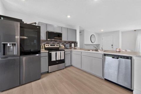 Villa ou maison à louer à Port St. Lucie, Floride: 3 chambres, 114.27 m2 № 2428156 - photo 7