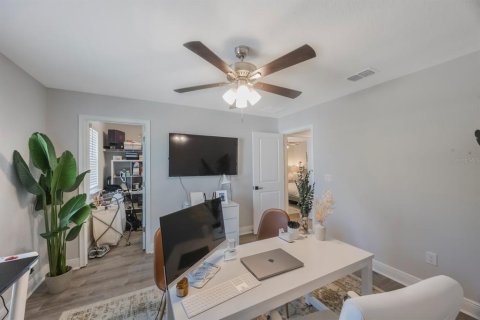 Townhouse in Oldsmar, Florida 3 bedrooms, 179.12 sq.m. № 1550913 - photo 28