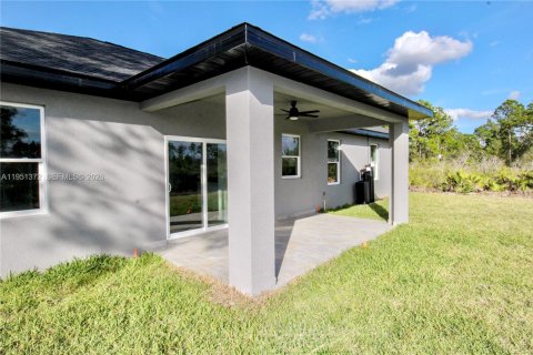 House in Sebring, Florida 3 bedrooms, 138.24 sq.m. № 2020732 - photo 5