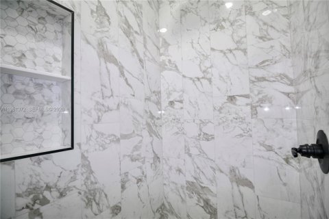 House in Sebring, Florida 3 bedrooms, 138.24 sq.m. № 2020732 - photo 22