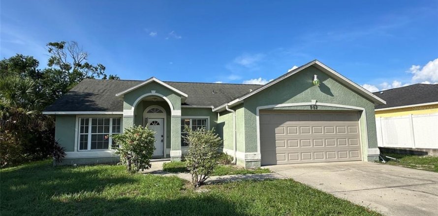 Casa en Deltona, Florida 3 dormitorios, 123.56 m2 № 1879713