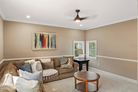 House in Orlando, Florida 4 bedrooms, 392.14 sq.m. № 2425627 - photo 28