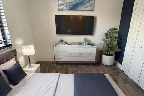 Купить кондоминиум в Катлер-Бей, Флорида 3 спальни, 94.57м2, № 2008900 - фото 11