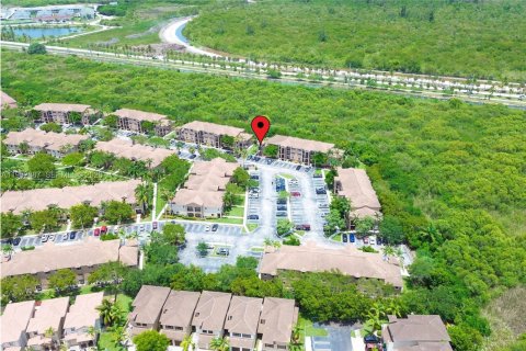 Купить кондоминиум в Катлер-Бей, Флорида 3 спальни, 94.57м2, № 2008900 - фото 20