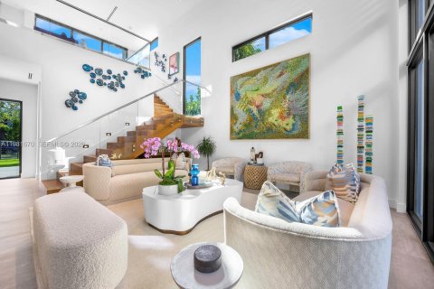 Купить виллу или дом в Майами, Флорида 6 спален, 470.83м2, № 2049889 - фото 8