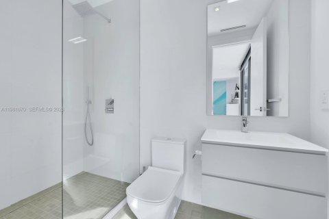 Купить виллу или дом в Майами, Флорида 6 спален, 470.83м2, № 2049889 - фото 13