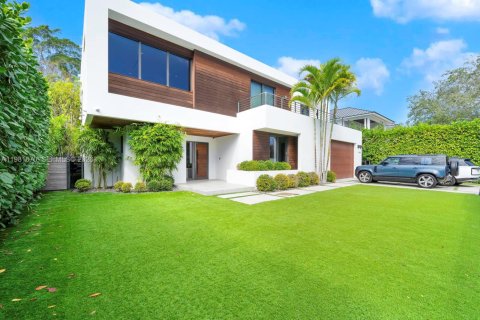 Купить виллу или дом в Майами, Флорида 6 спален, 470.83м2, № 2049889 - фото 2