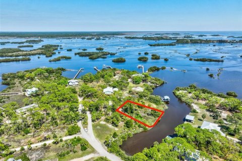 Terreno en venta en Cedar Key, Florida № 1088193 - foto 15