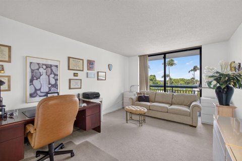 Copropriété à vendre à Palm Beach, Floride: 3 chambres, 235.32 m2 № 2248147 - photo 21