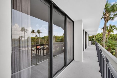 Copropriété à vendre à Palm Beach, Floride: 3 chambres, 235.32 m2 № 2248147 - photo 29