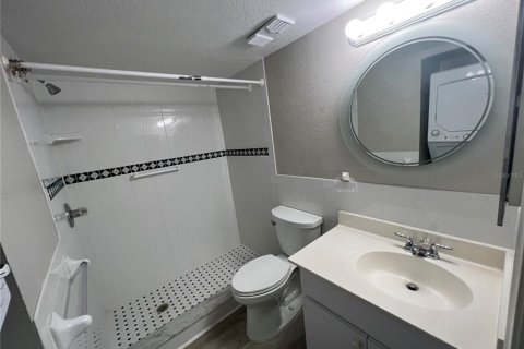 Condominio en alquiler en Saint Petersburg, Florida, 2 dormitorios, 82.68 m2 № 1833609 - foto 8