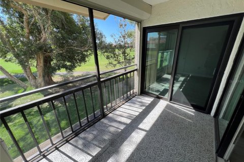 Condominio en alquiler en Saint Petersburg, Florida, 2 dormitorios, 82.68 m2 № 1833609 - foto 23